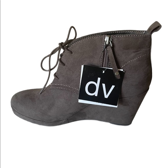 DV by Dolce Vita Terri Lace up micro suede booties NWT size 10 - Picture 4 of 12